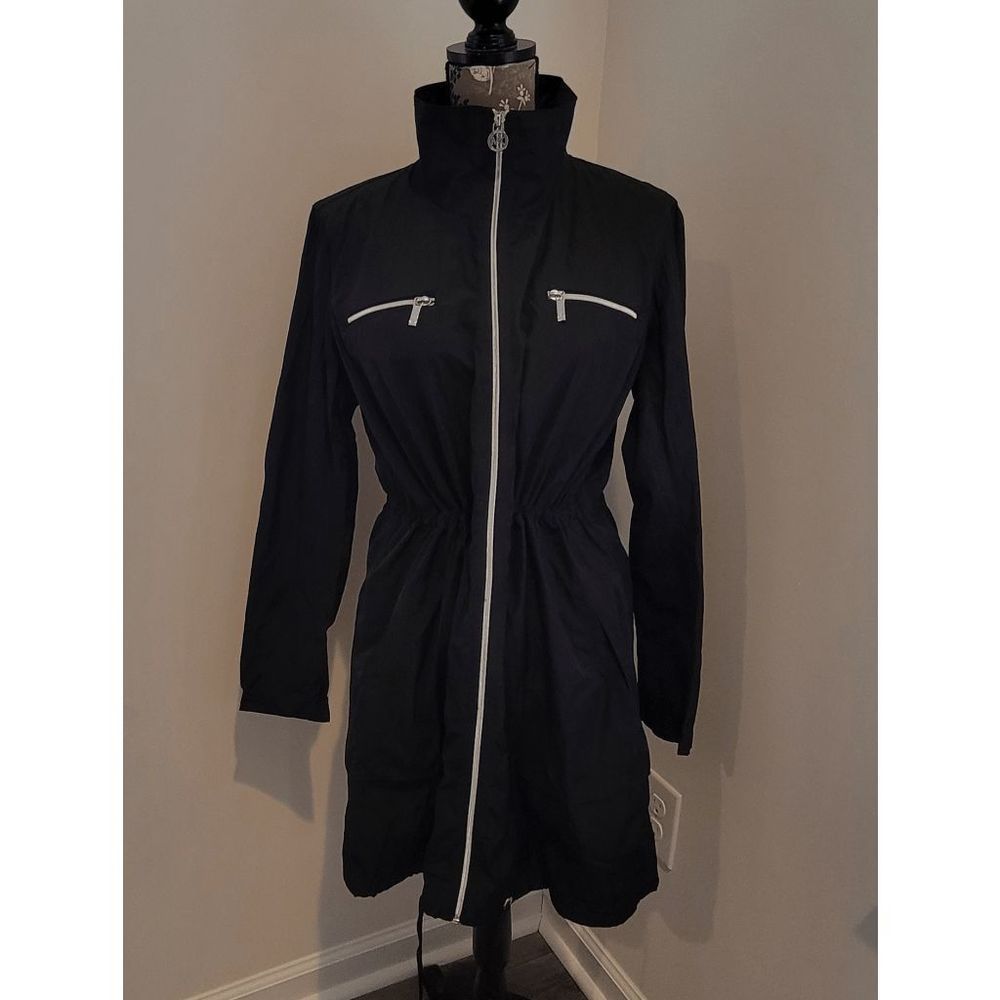 Michael Kors Women’s Packable Full Zip Outerwear Rain Jacket